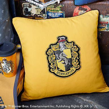 HARRY POTTER™ House Patch Hufflepuff™ Pillow Cover