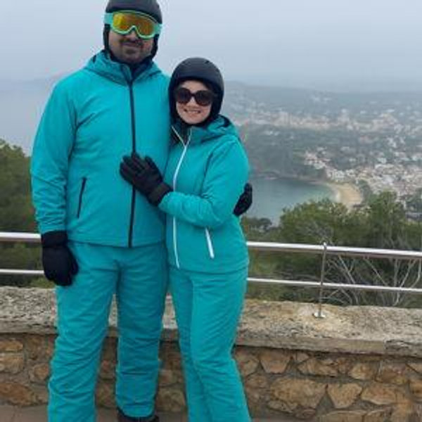 Matching Skis and Outfits