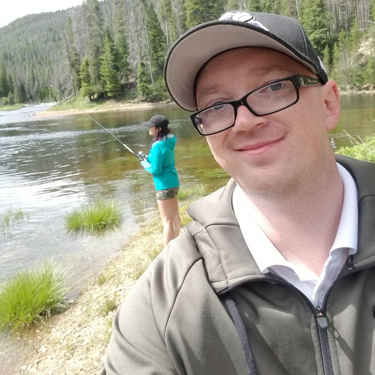 Mayra loves going fishing !