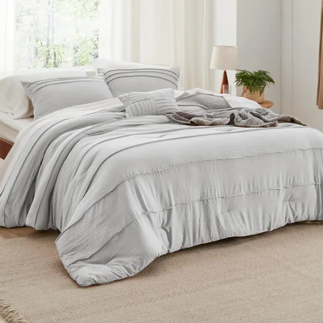 Bedsure California King Comforter Set 4 Piece Pinch Pleat Light Grey Bedding OEKO-TEX Certified All Season Bed Set Ideal Christmas Gift
