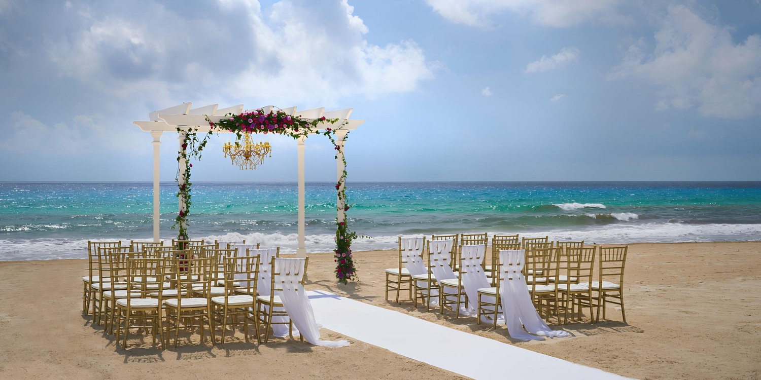 The Wedding Website of Kalani Wheeler and Daniel Butler