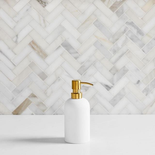Modern Resin Stone Soap Pump, White