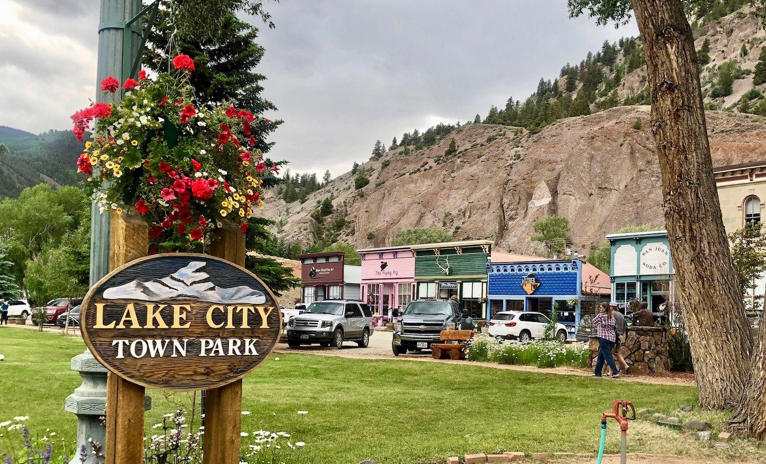 The Wedding Website of Katie Riggs and Zac Williams