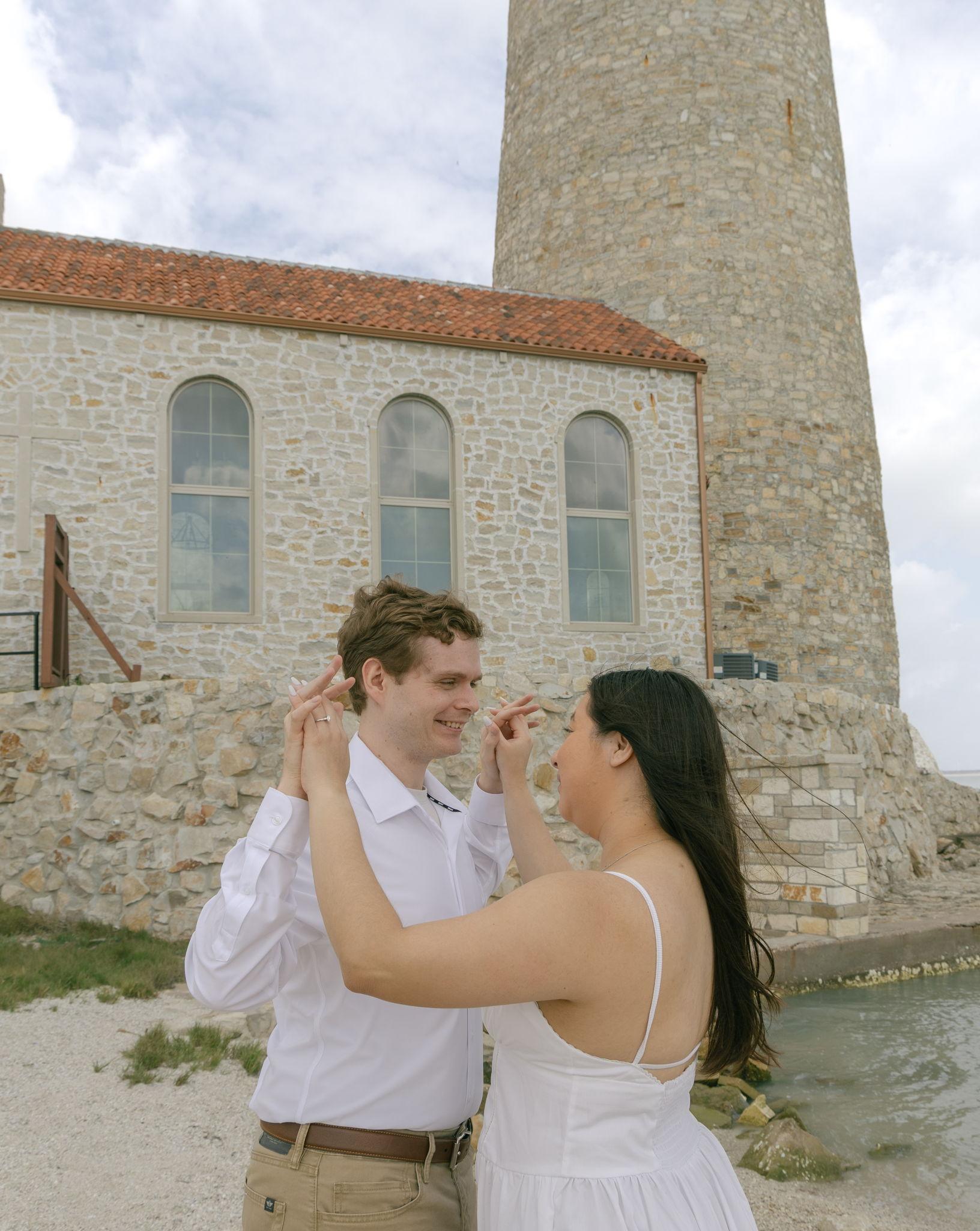 The Wedding Website of Yamilex Velez and Taylor Scott