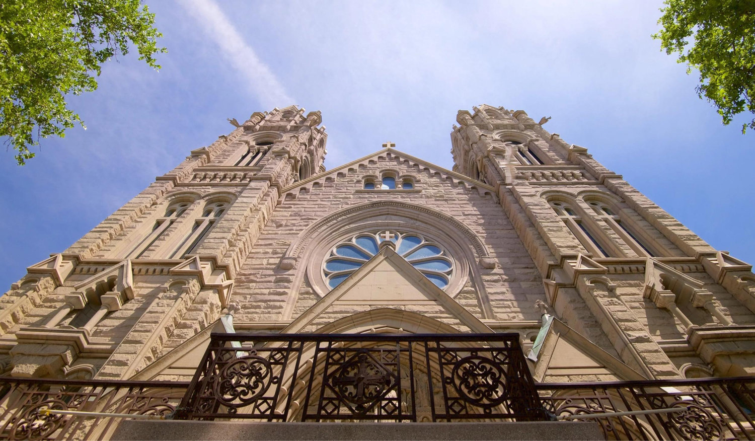 The Wedding Website of Diana Lupita Garcia and Victor Alejandro Naranjo