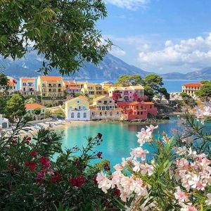 Honeymoon lodging in Greece!