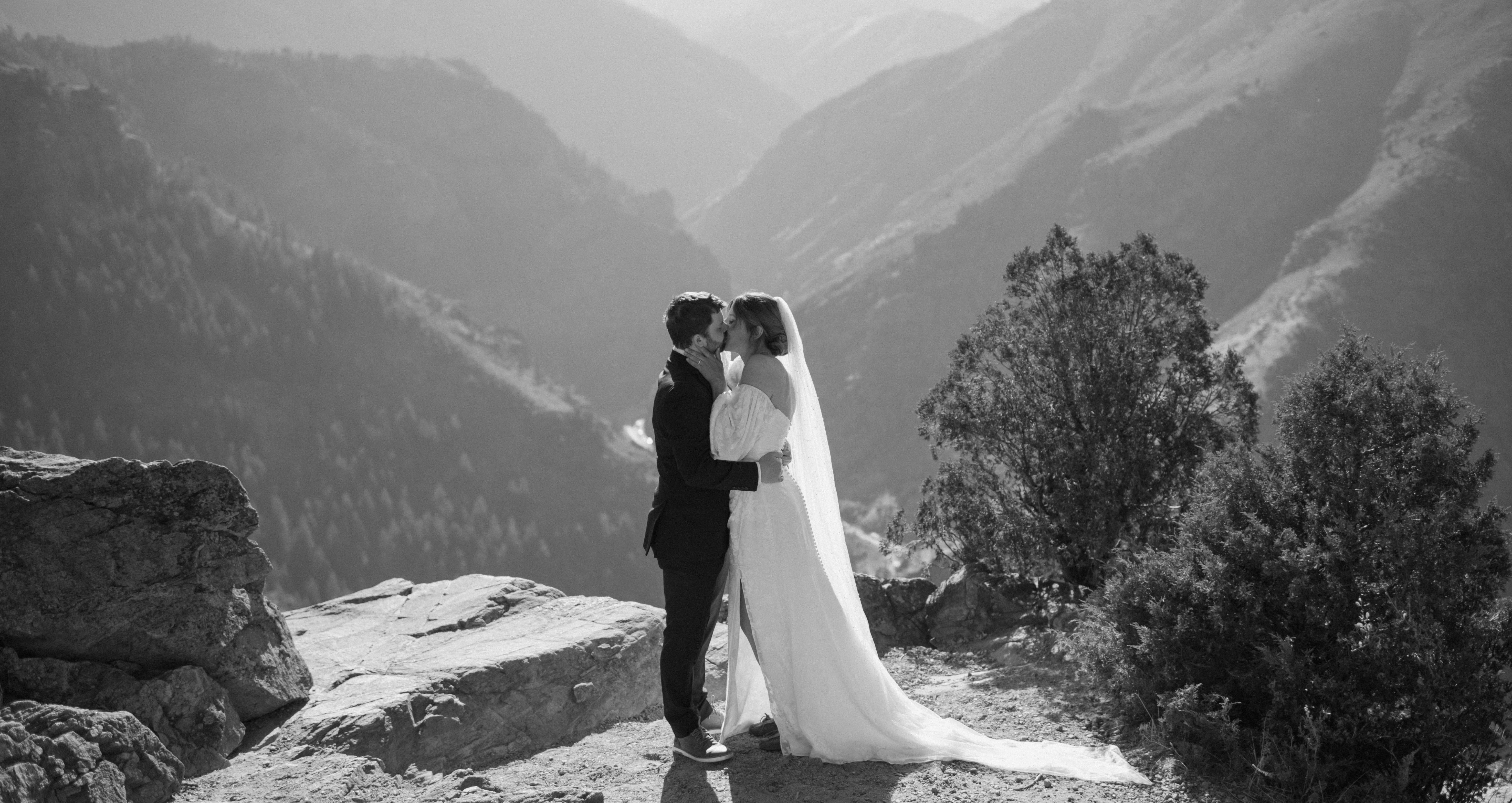 The Wedding Website of Amanda King and Benjamin Johnson