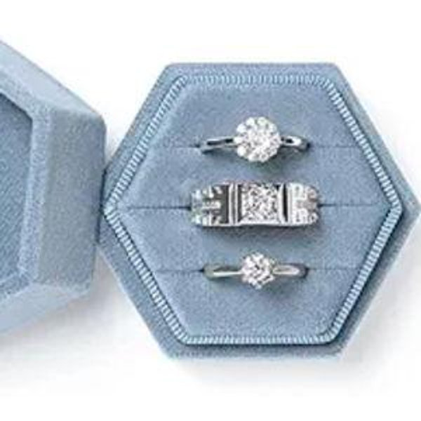 WantGor Velvet Jewelry Ring Box, 3 Slots Hexagon Ring Gift Box Vintage Ring Display Holder Case for Wedding Ceremony Proposal Engagement (Ocean Blue)