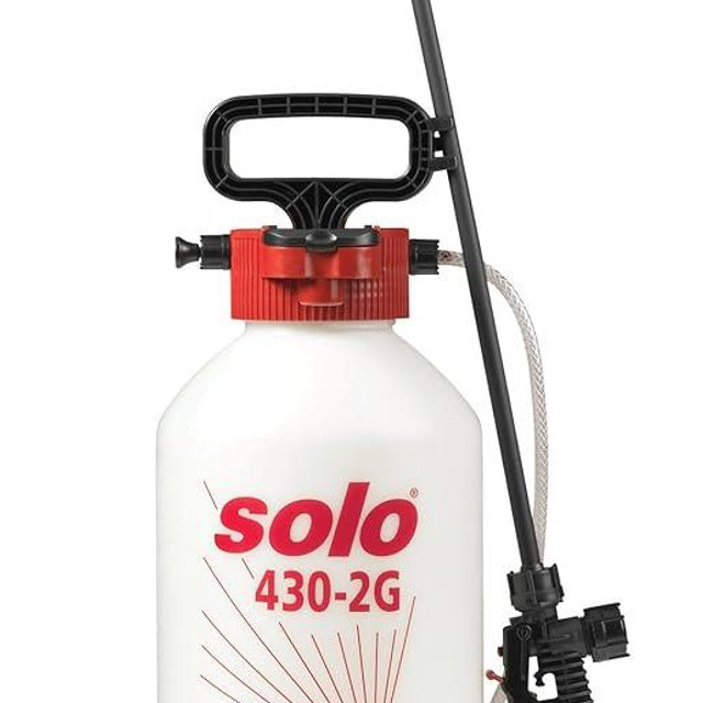 Solo 430-2G 2-Gallon Farm and Garden Sprayer with Nozzle Tips for Multiple Spraying Needs