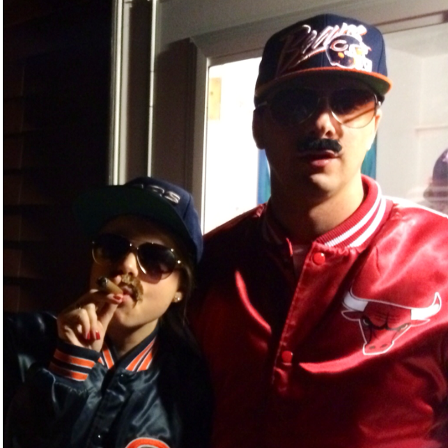 Halloween has always been a favorite for Katie & Derek...this year they were dressed as Bill Swerski's Superfans (daaa bears).