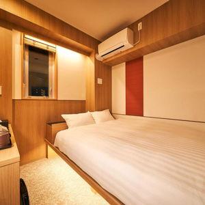 Honeymoon Hotel