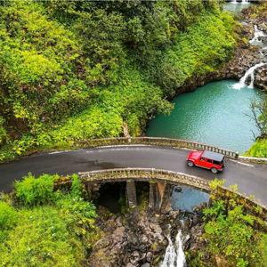 Road to Hana Tour on Honeymoon