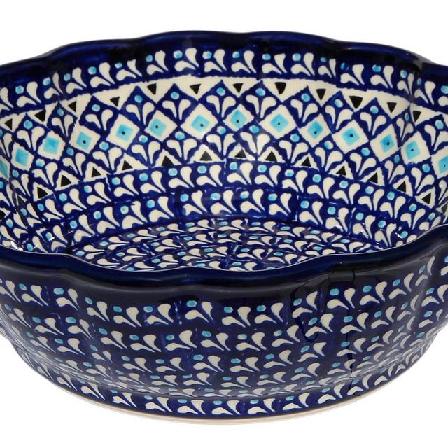 Polish Pottery Scalloped Bowl, 217a Classic Pattern