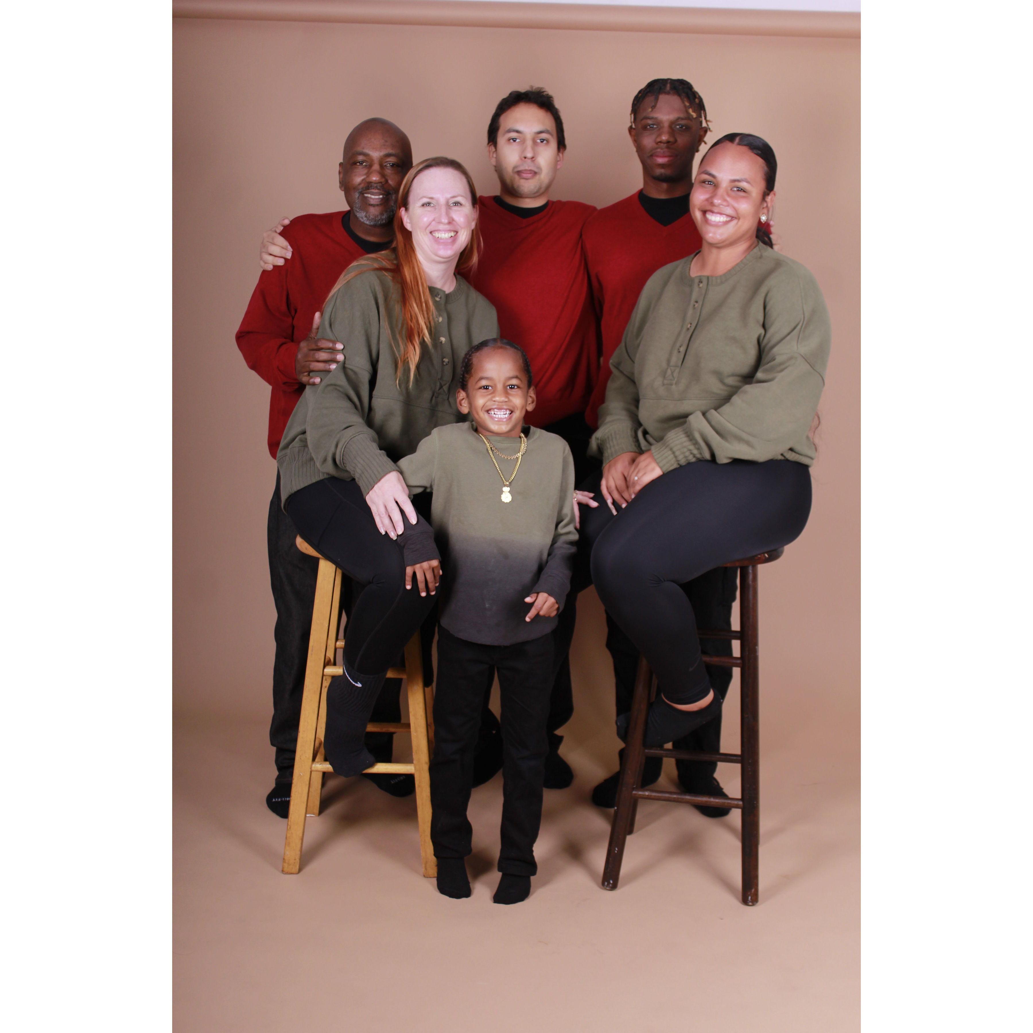 Our first family professional family photos with her family (2021)