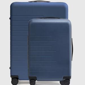 Carry-On & Large Check-In Suitcase Bundle in Navy