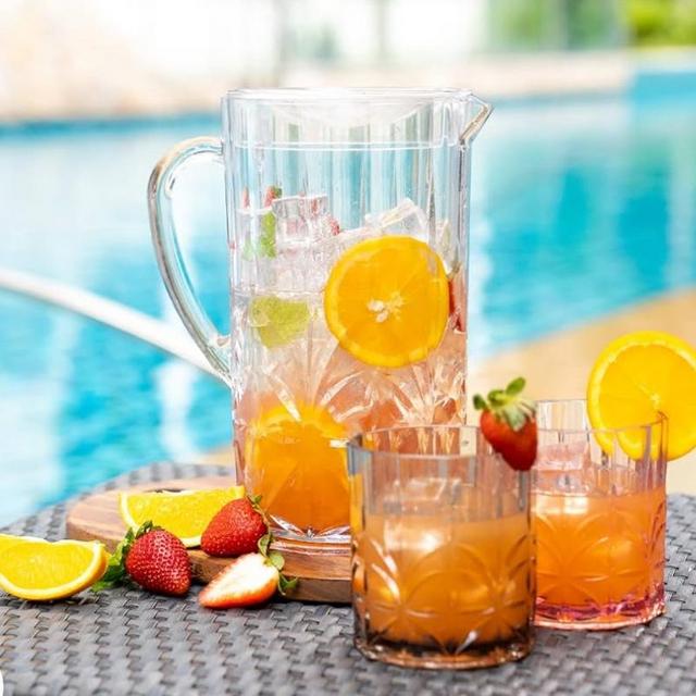 BELLAFORTE Shatterproof Tritan Plastic Water Pitcher, Myrtle Beach 88 oz Unbreakable Drinking Jug for Orange Juice, Iced Tea & Water - Dishwasher Safe - BPA Free - Clear