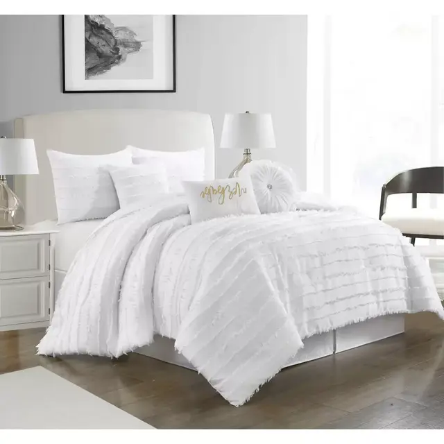 Nanshing Diana 7-Piece King Comforter Set in White