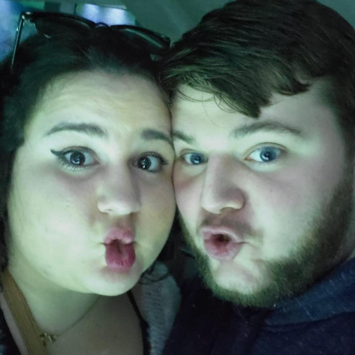 November 2019 - Justin planned a birthday outing to the National Aquarium in Baltimore for Rhianna's 25th. Fish faces seemed appropriate.