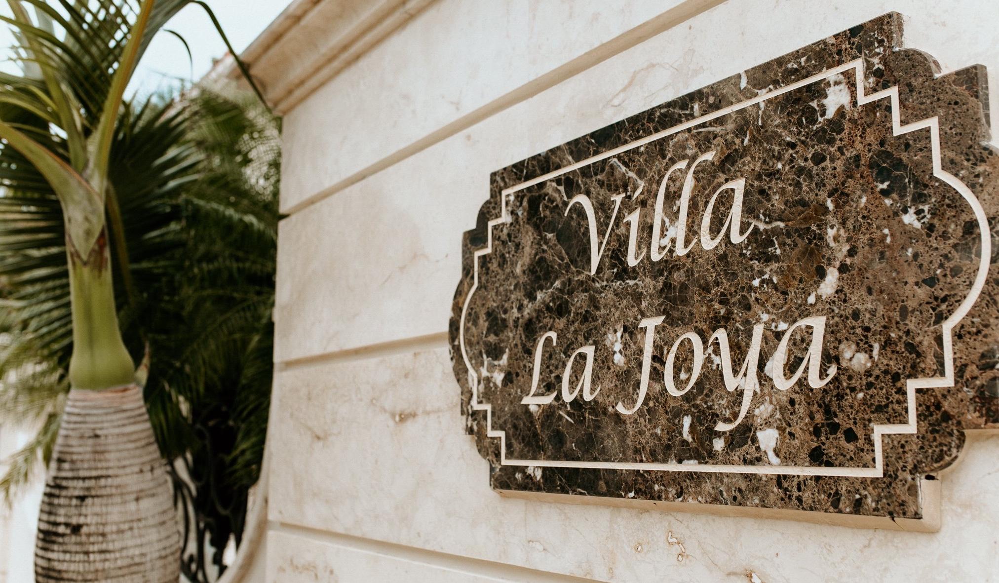 The Wedding Website of Emily Morin and Daniel Durant