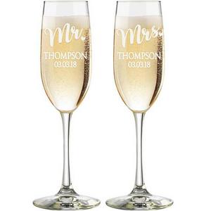 Personalized Wedding Flutes, 2 Toasting Flutes, Engraved Wedding Flute, Mr. Mrs. Toasting Flutes, Toasting Champagne Flutes