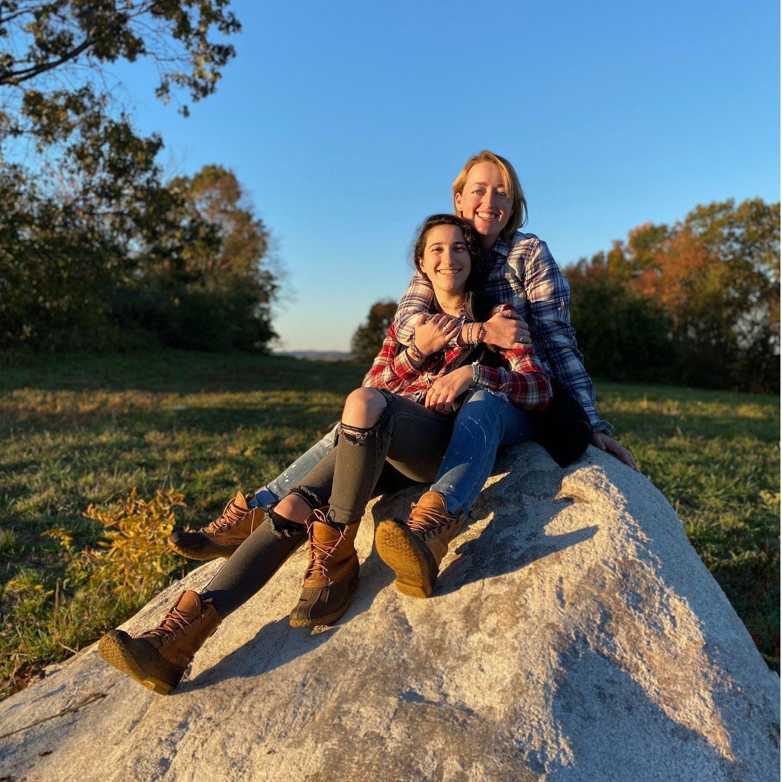 Fall photoshoot while apple picking with friends