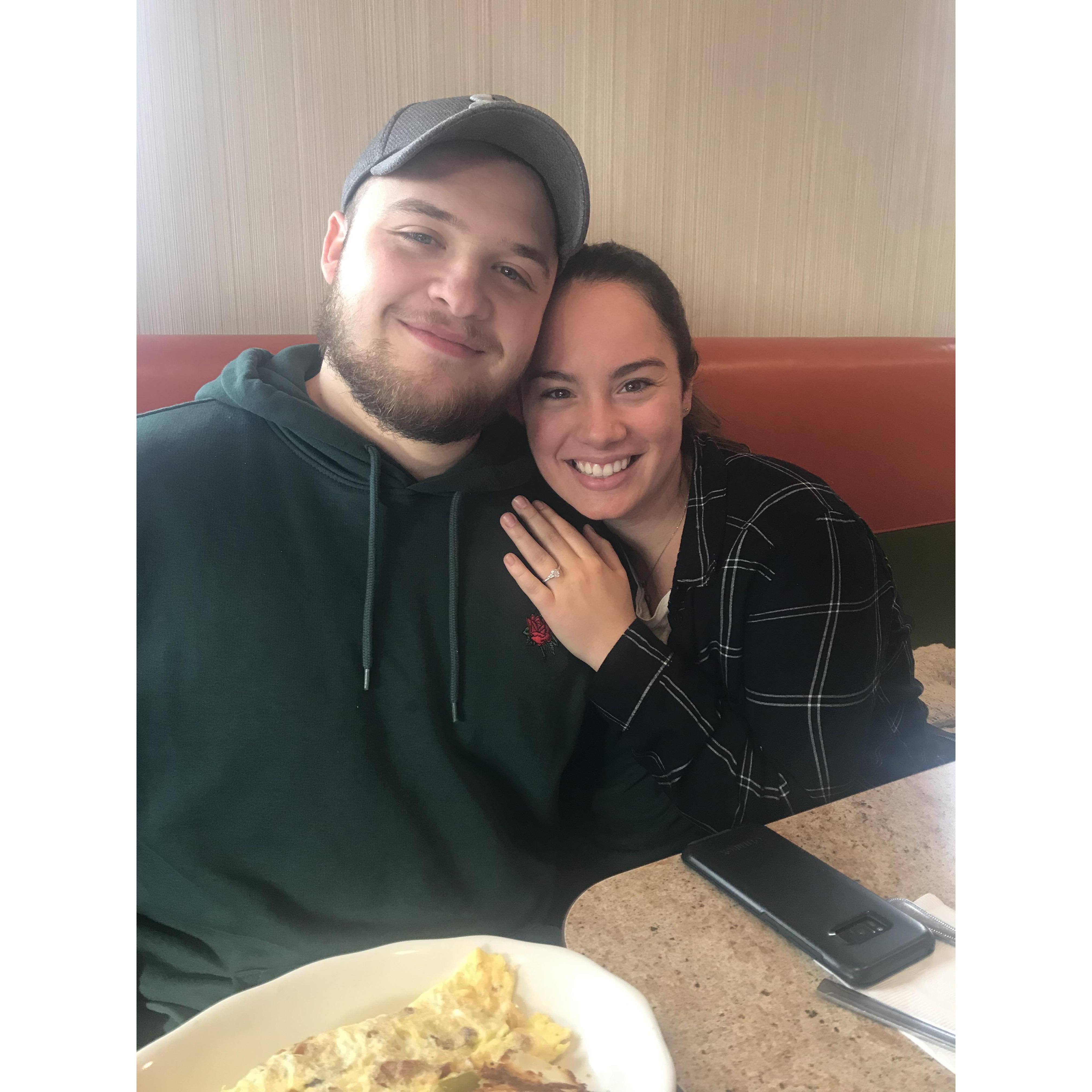 Jesse proposed at 6:30 in the morning, so of course we had to go to the diner for breakfast after. 11/18/2018