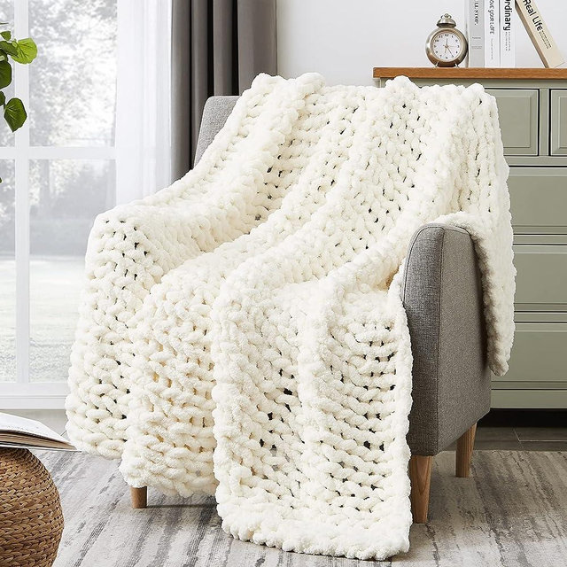 WRENSONGE Chunky Knit Blanket, Cream Soft 100% Hand Made Knit Chenille Throw Blanket for Couch, Bed, Sofa, Chair, Warm Cozy Machine Washable Thick Cable Knit Throw Blanket - 50"*60"