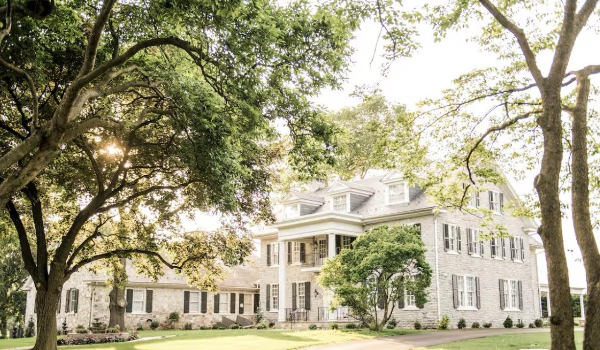 The Wedding Website of Veronica Fisher and Benjamin Petersheim