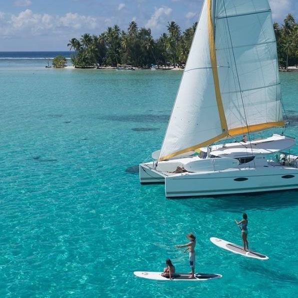 Catamaran Tour in Hawaii