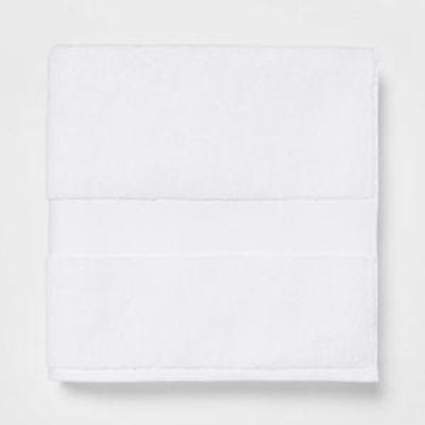 Performance Plus Oversized Bath Towel White - Threshold™: 100% Cotton, Heavyweight 550-800 GSM, Machine Washable