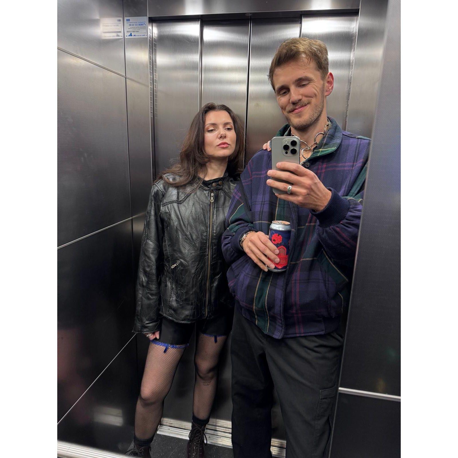 Octavia & Simon go to a kinky club in Zurich :O