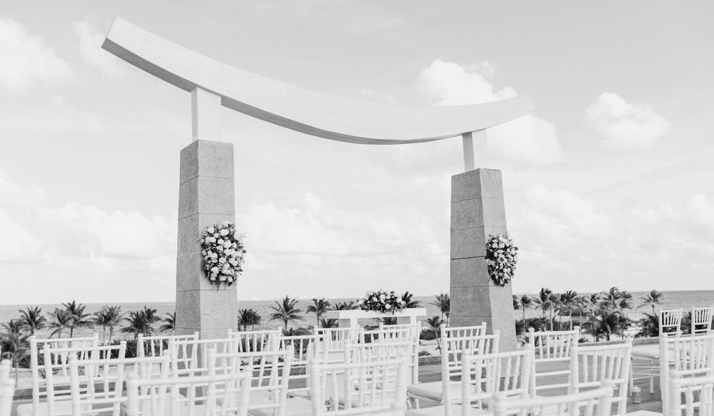 The Wedding Website of Silvana Hernandez and Chandler Stinson