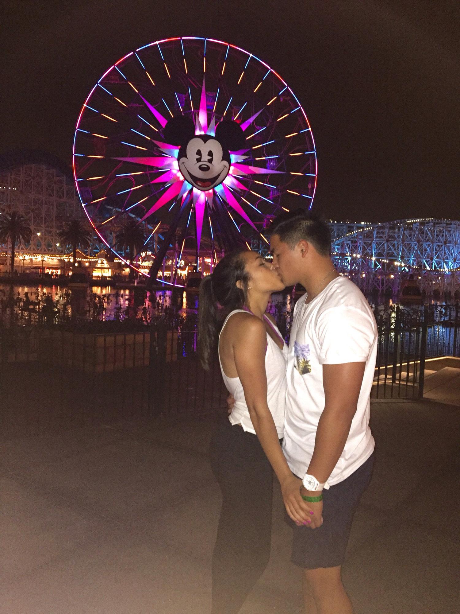 Grad night at Disneyland💗
