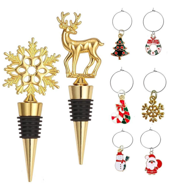 Christmas Wine Stoppers With Wine Charms Set of 8, Gold Wine Bottle Stopper Reusable Wine Corks with Silicone Seal,Bottle Cover Leak proof Keep Fresh,Chrismas Deer Snowflakes