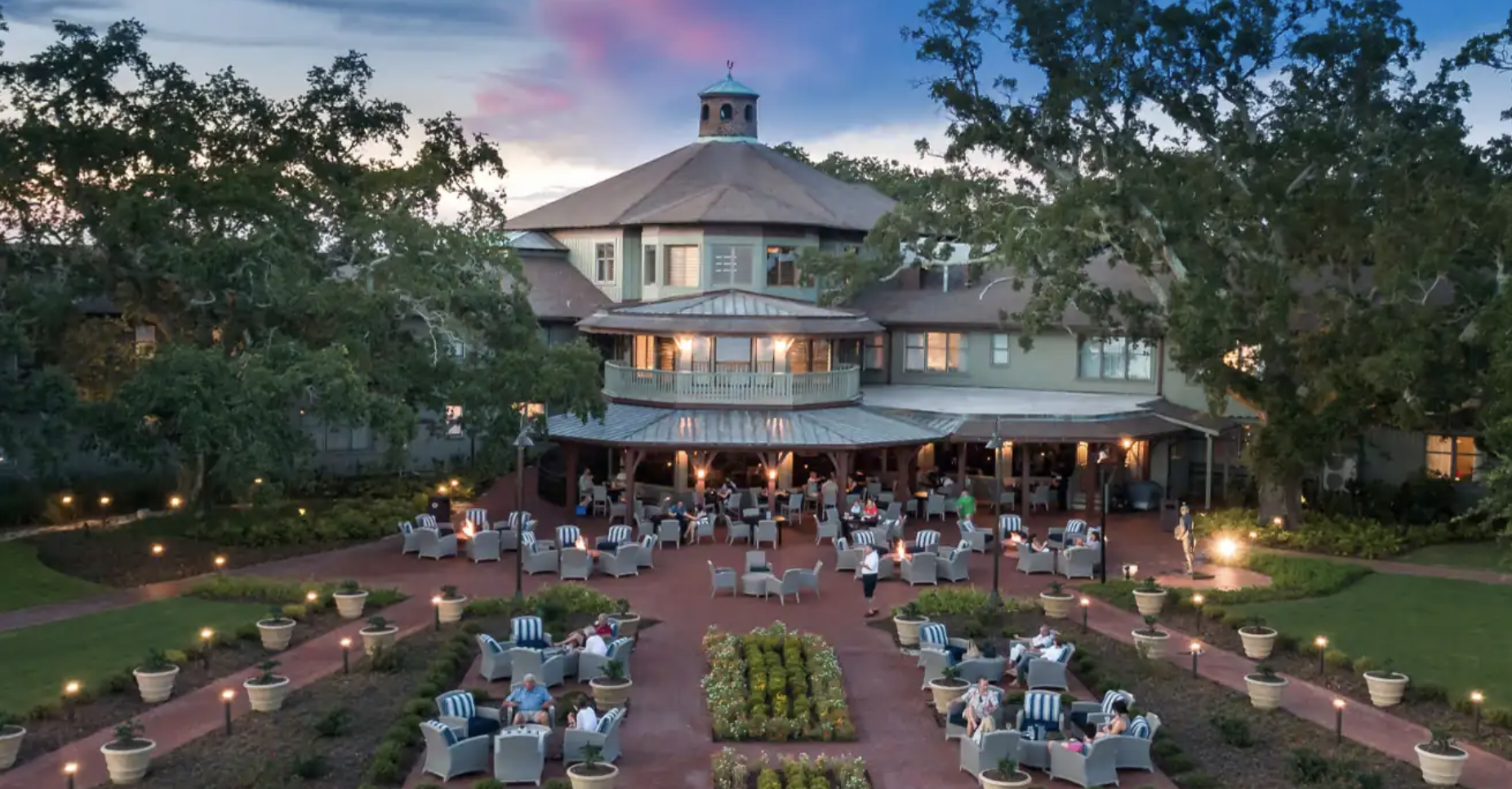 The Wedding Website of Allie Amedee and Coulter McMahen