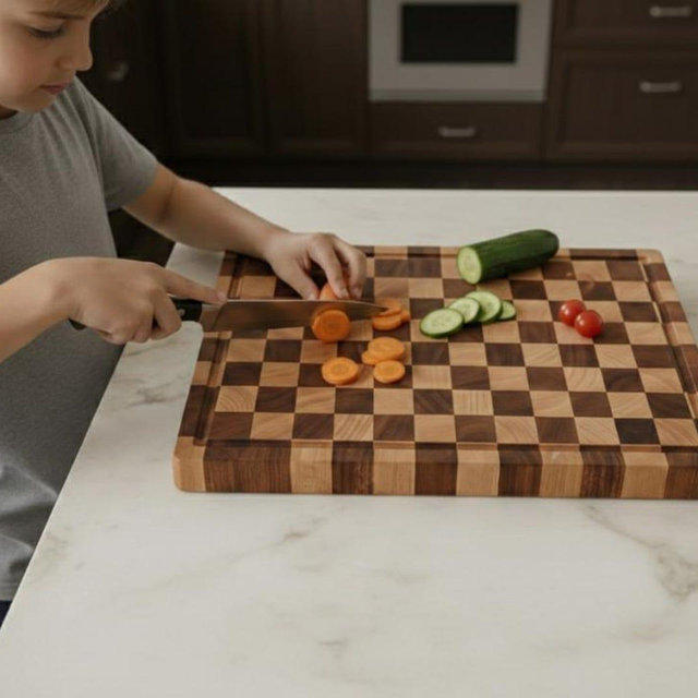 Handmade Wooden End Grain Cutting Board for Kitchen, Checkered BBQ Butcher Block with Juice Groove, Chopping Board
