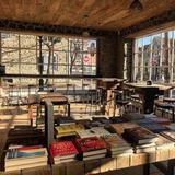 Rough Draft Bar & Books