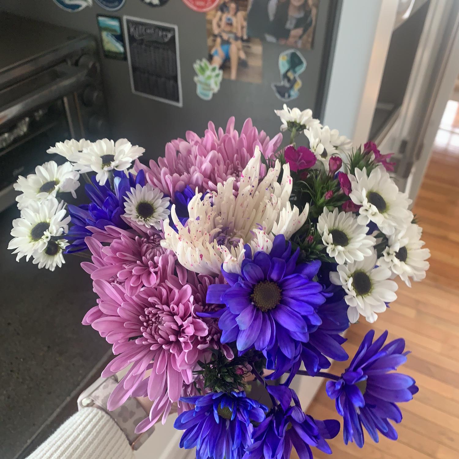 10th bouquet from Zac