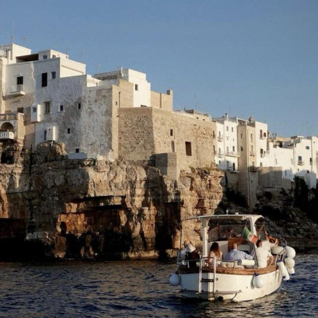 2.5 Hour Boat Tour Monopoli, Italy - Honeymoon Experience