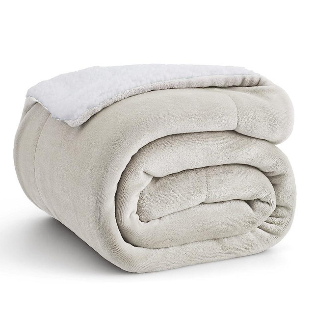 Bedsure Sherpa Fleece Throw Blanket for Couch - Thick and Warm Blankets for All Seasons, Soft and Fuzzy Throw Blanket for Sofa, Linen, 50x60 Inches