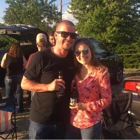 05.13.17
Rob takes Kris tailgating for the first time before seeing Chris Stapleton in Charlotte, NC.