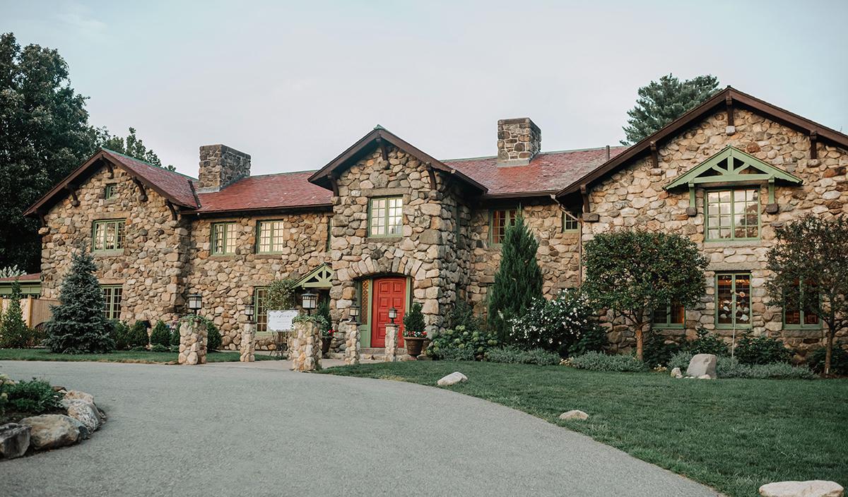 The Wedding Website of Andrew Donahue and Talia Colombi