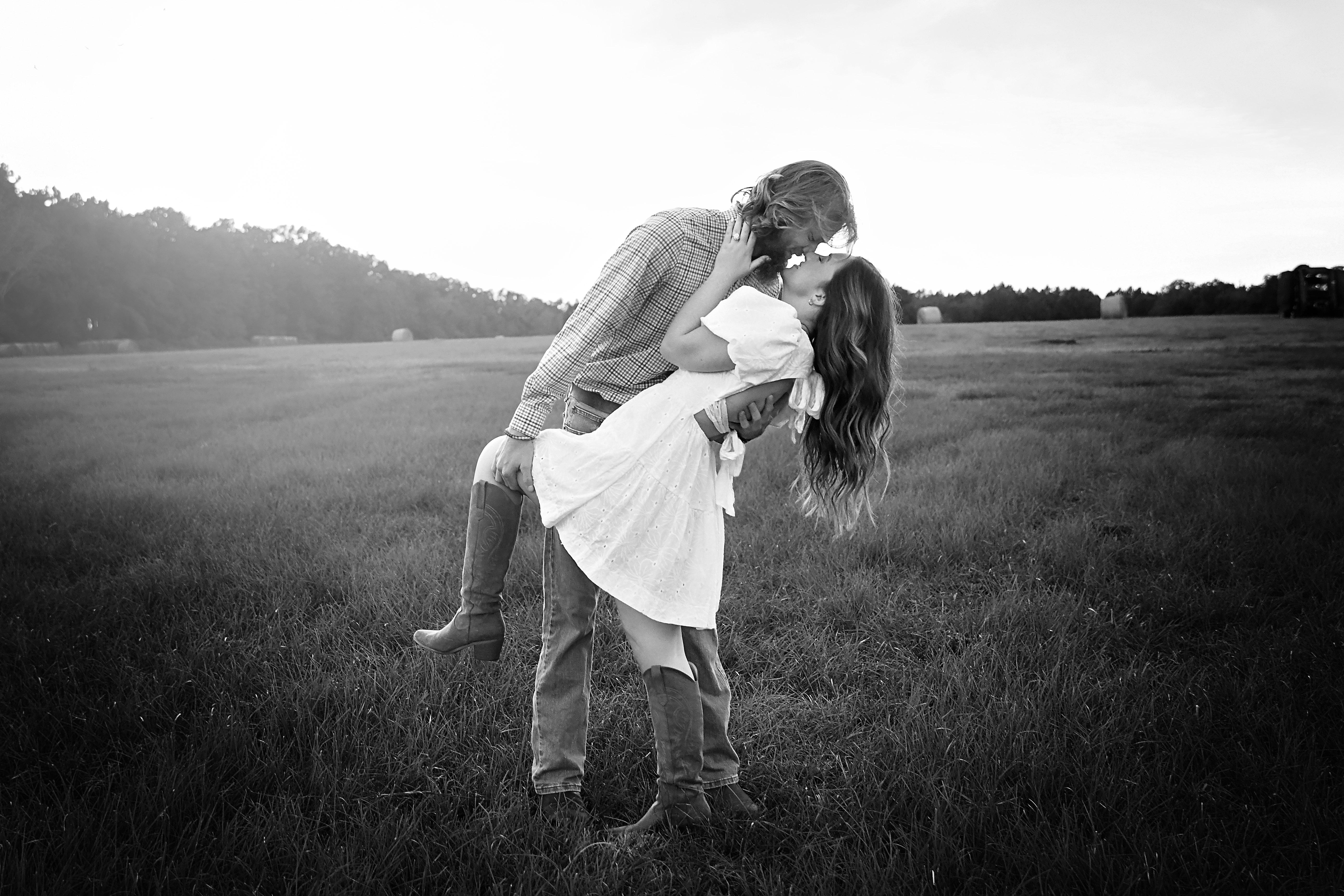 The Wedding Website of Alexis Agnew and Dlyen Baker