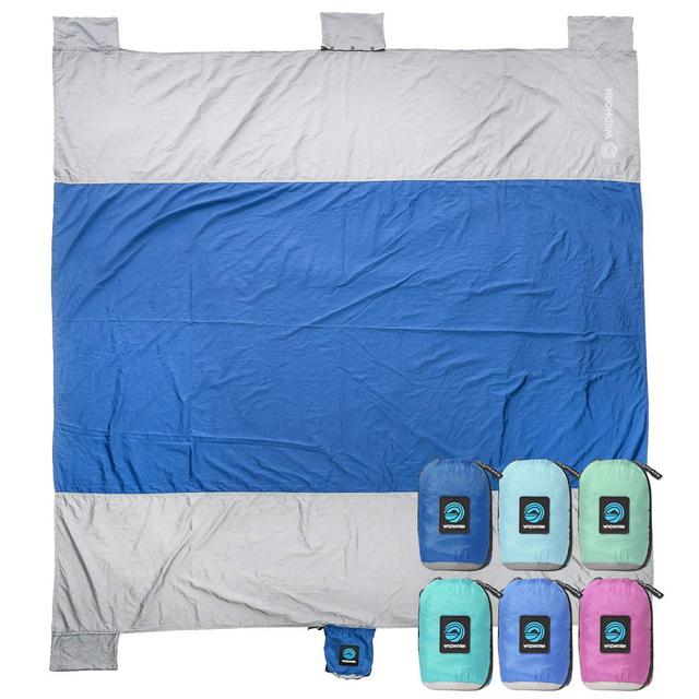 Beach Blanket: Outdoor Beach Mat. Large 7' x 9' Size.