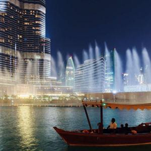 Dubai Fountain Lake Ride