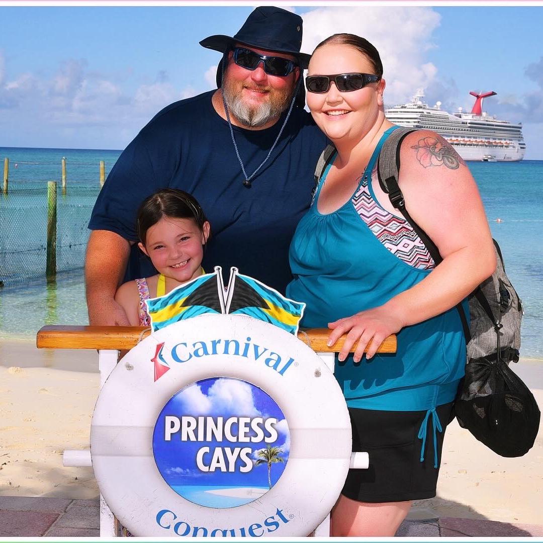 July 17, 2024!!! The day we got engaged💍.

This day was just amazing from the start!!  Crystal clear turquoise water, the sun was blazing, and I had no idea what he had in store for me!