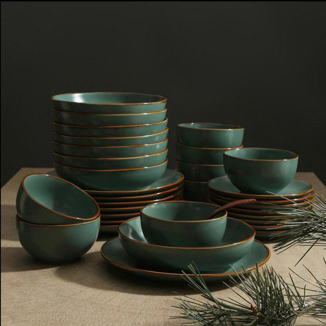 Dinnerware Set