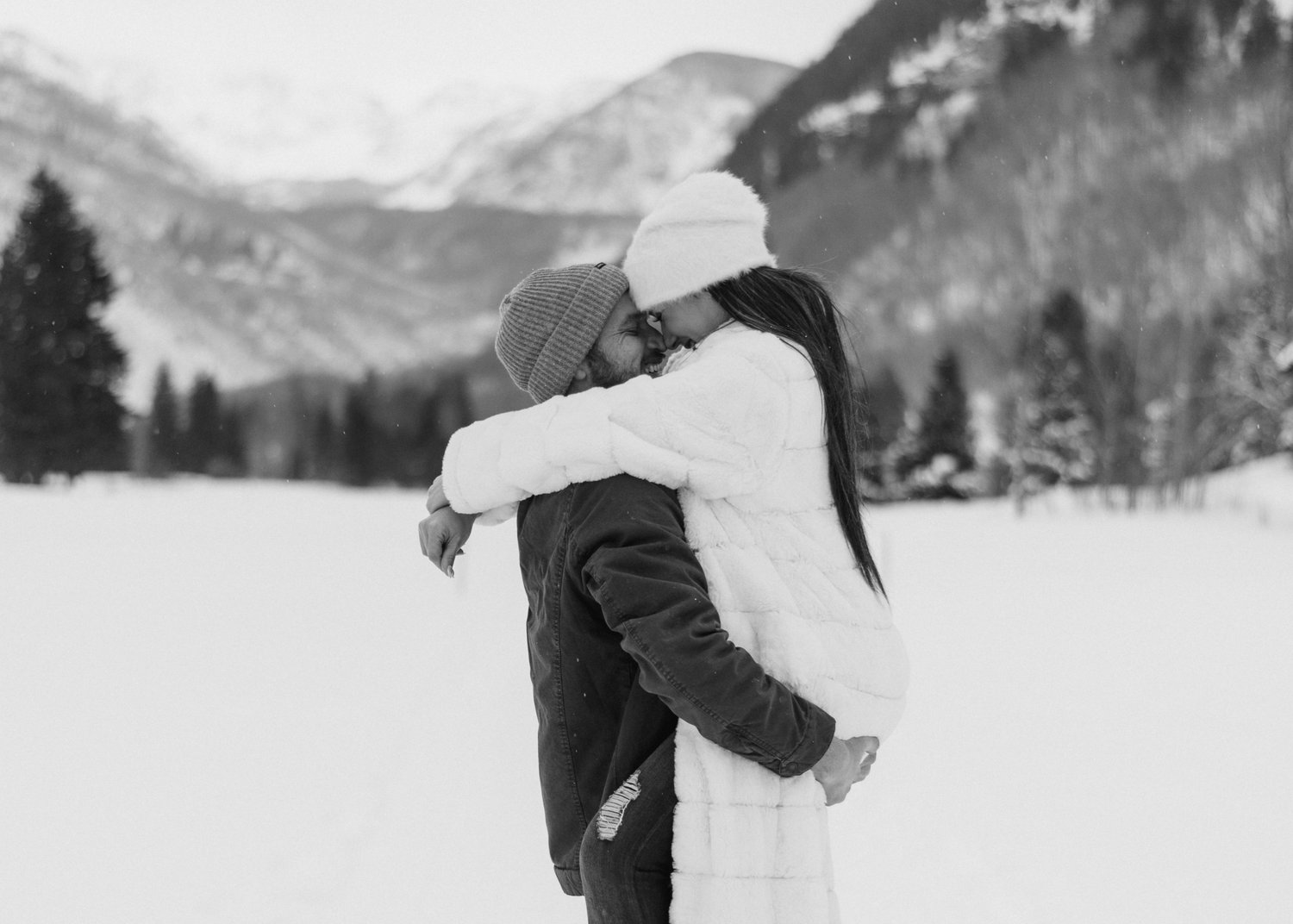 The Wedding Website of Summer Rivera and Jucobie Mazerolle