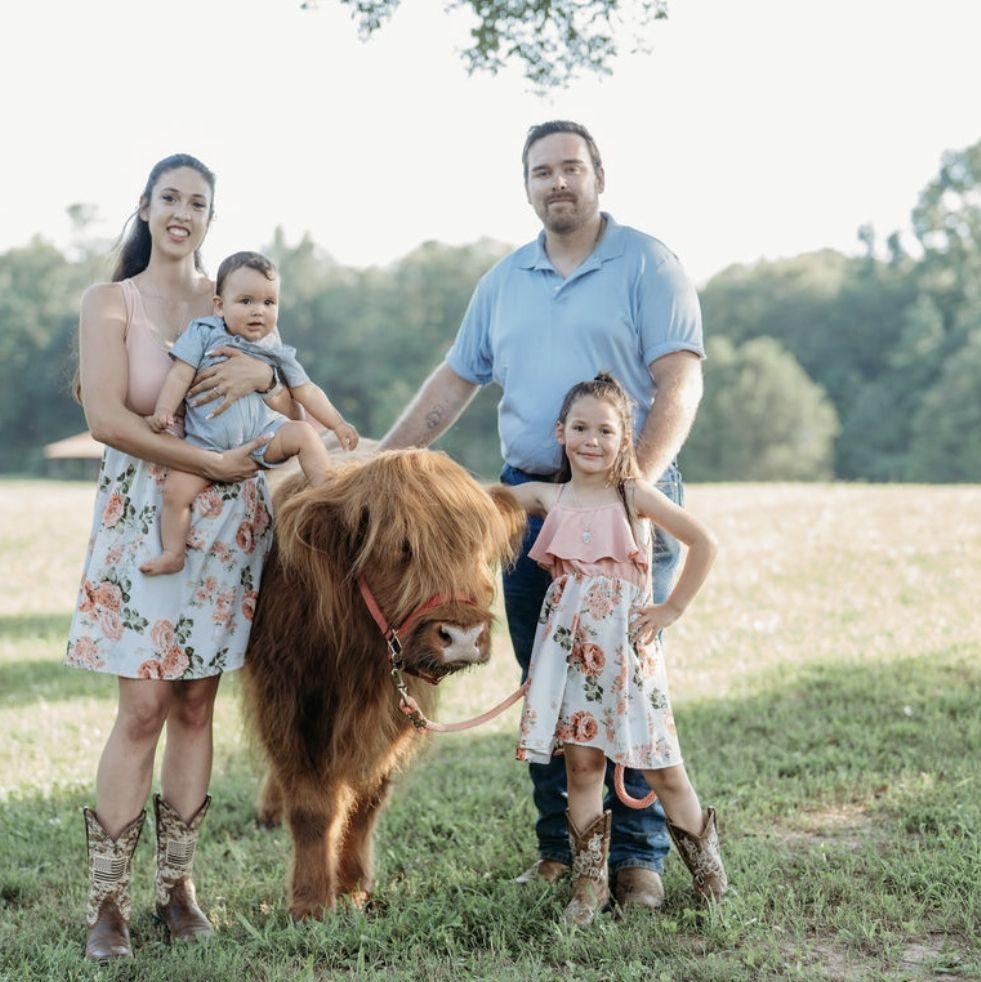 First family pictures we got as a family of 4!!