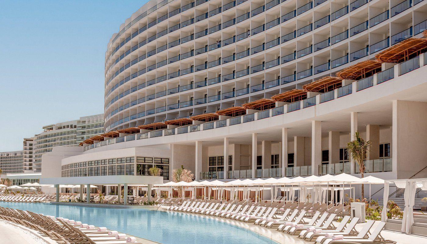 The Wedding Website of Andrea Islas and Samuel Denker